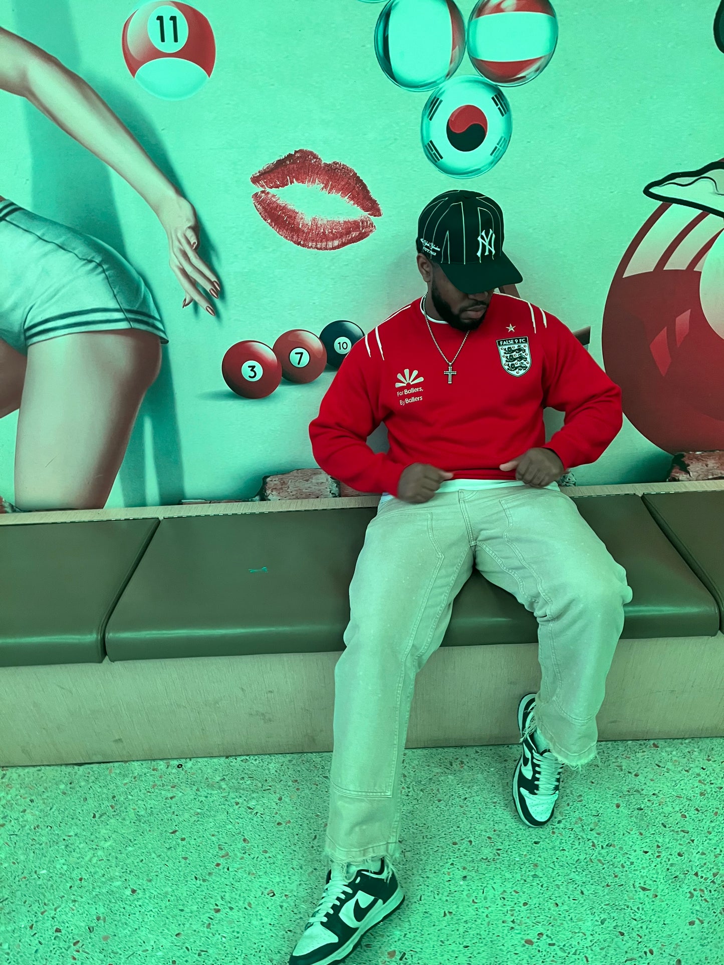 3 Lions Crewneck Sweater